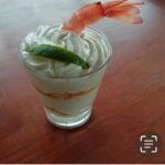 verrine de mousse avocat et crevettes