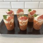 verrines-tomates-basilic-au-jambon-de-parme-et-chèvre